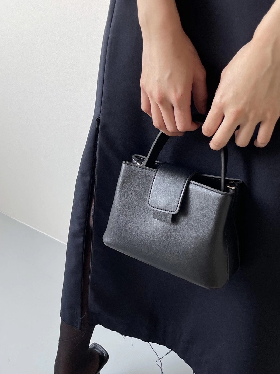 BA09 - 2way Boxy Bag