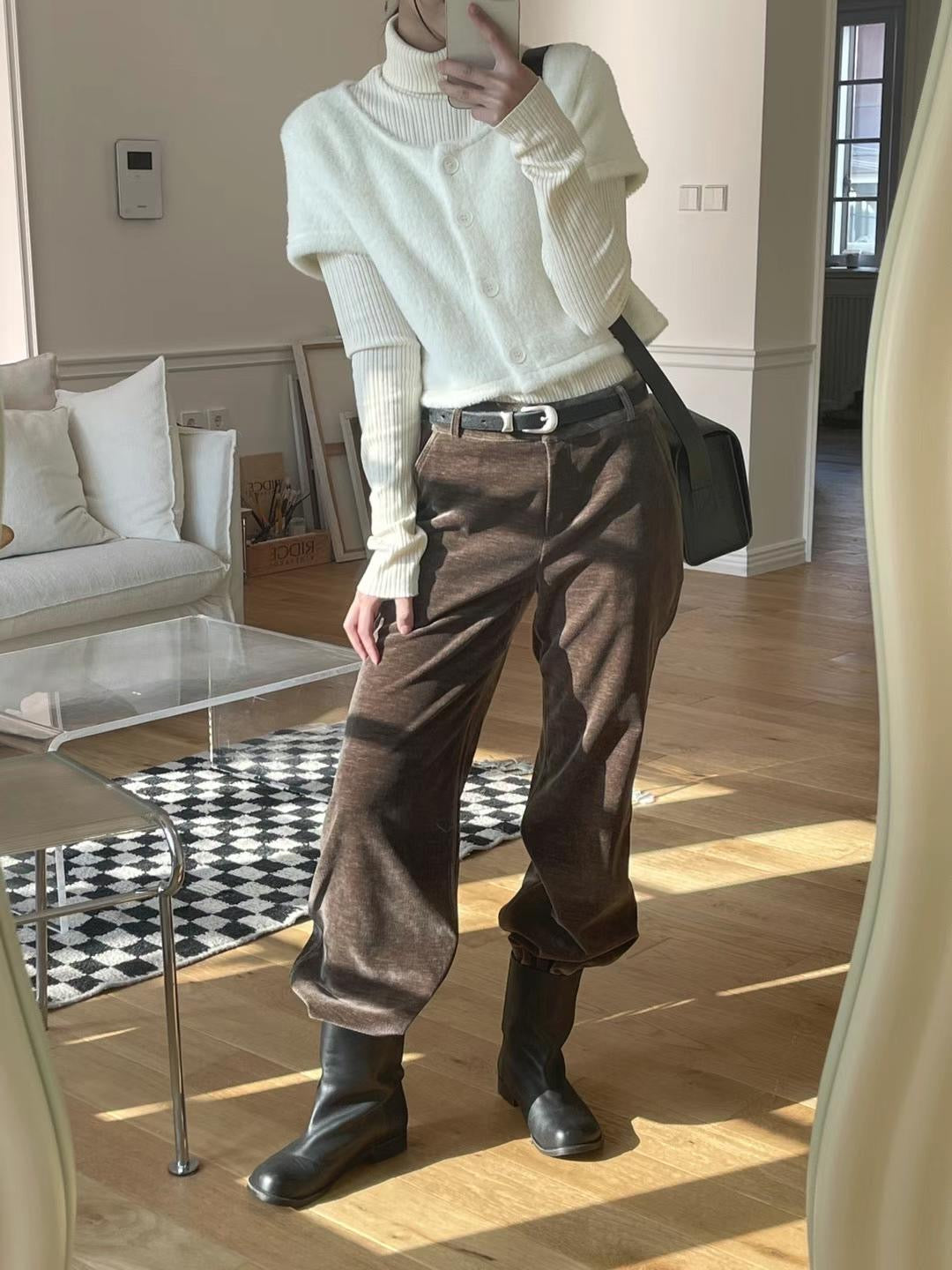 P08 - Albert Velvet Pants