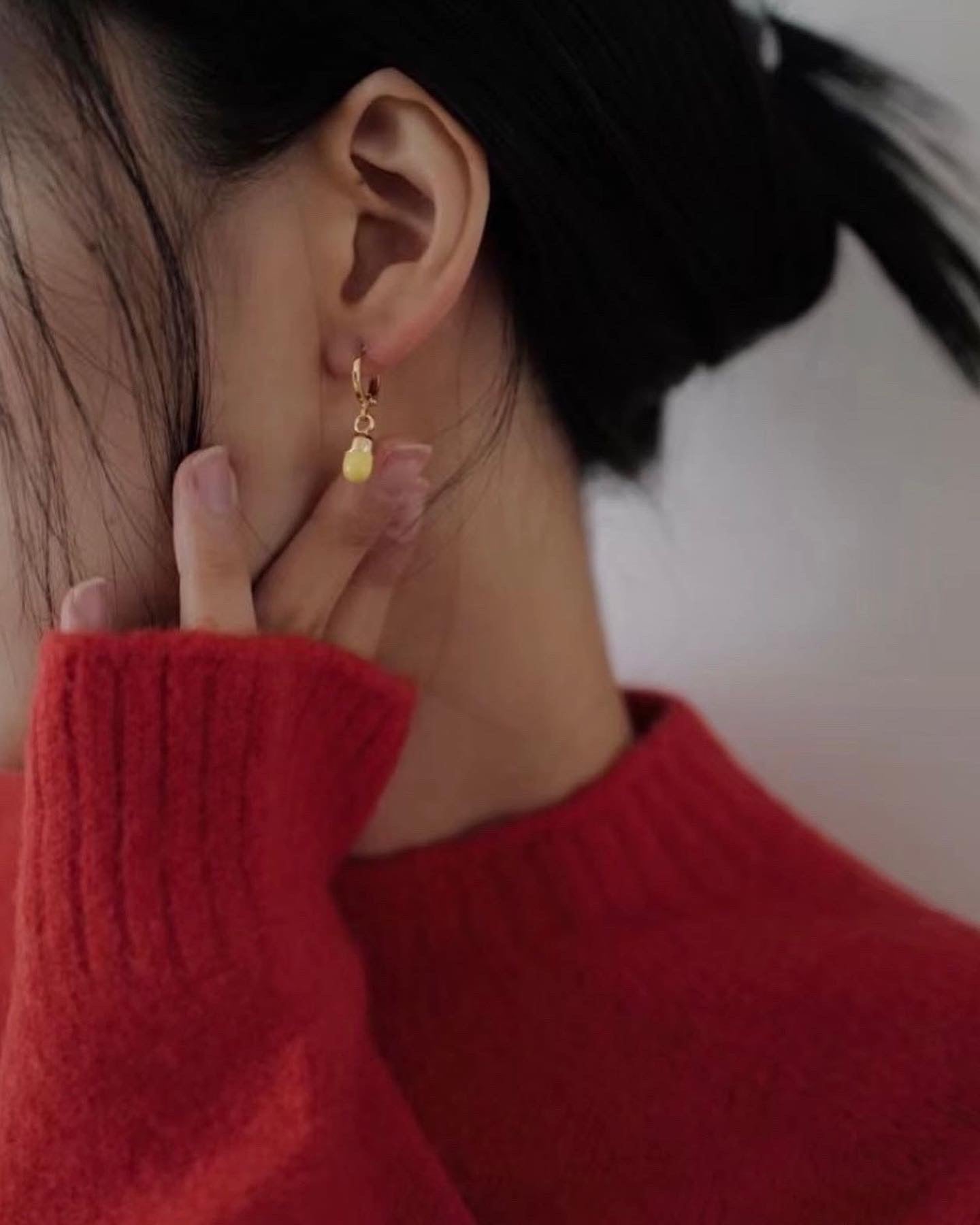 A40 - Petit Pill Earrings