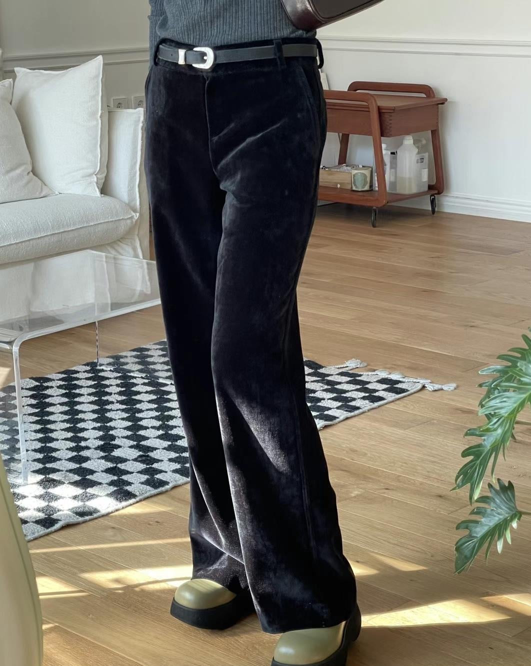 P08 - Albert Velvet Pants