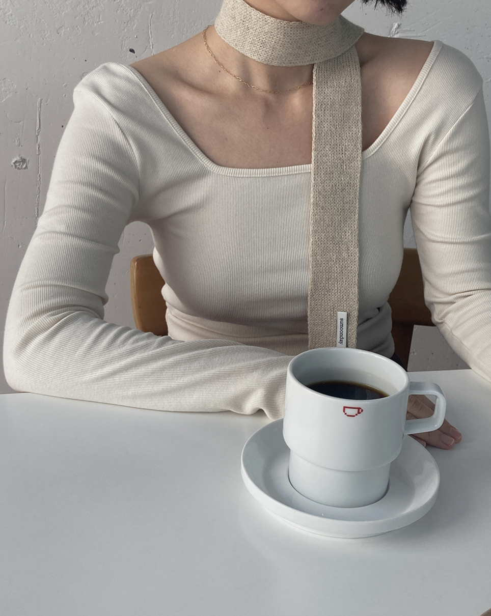 LS03 - SUMOONDAY Square Neck Top