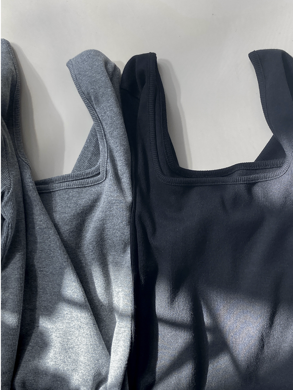 LS03 - SUMOONDAY Square Neck Top