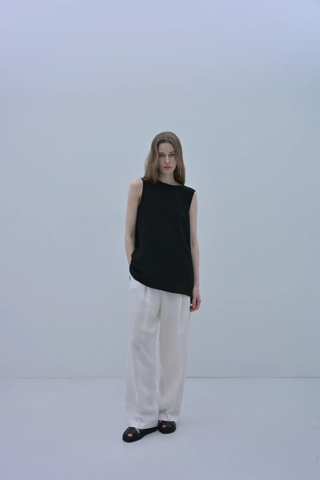 0653 2-way Knocked Vest