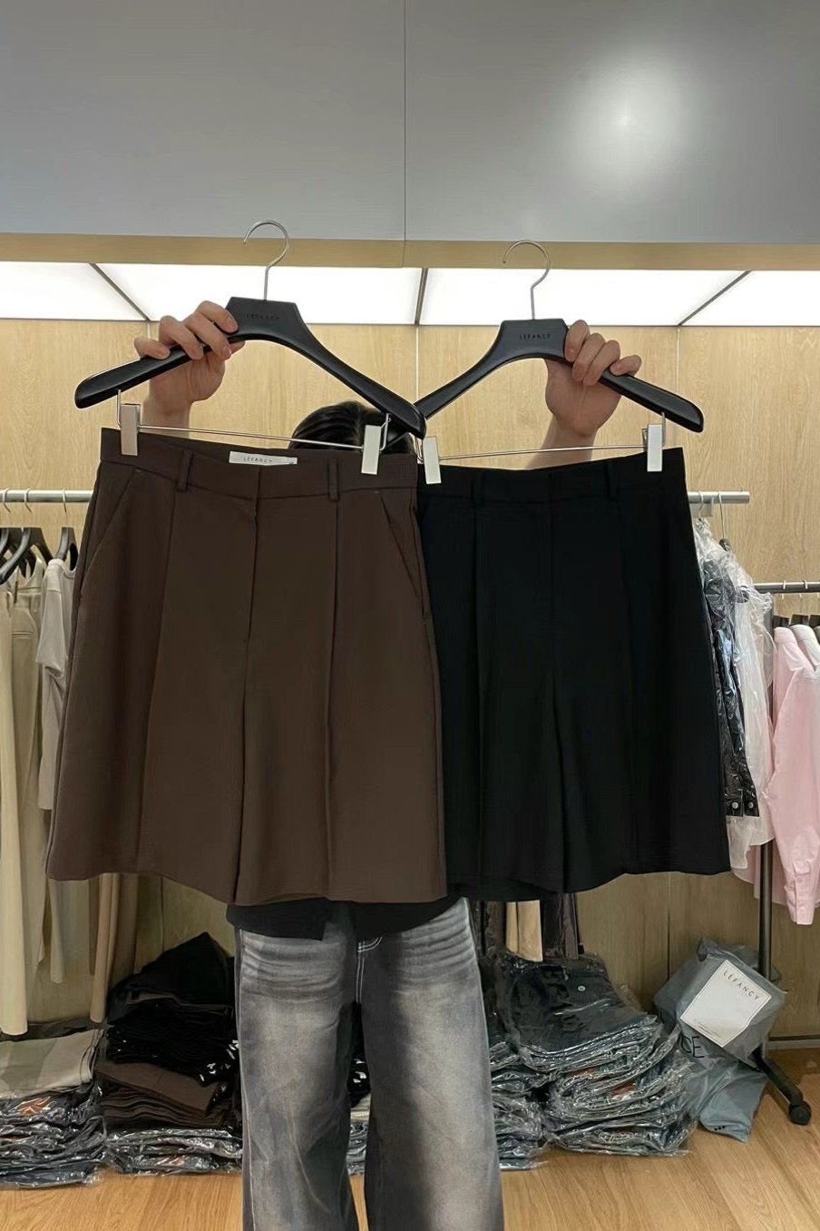 0927 Claire Bermuda Shorts (PT2.SHOWROOM 有DISPLAY)