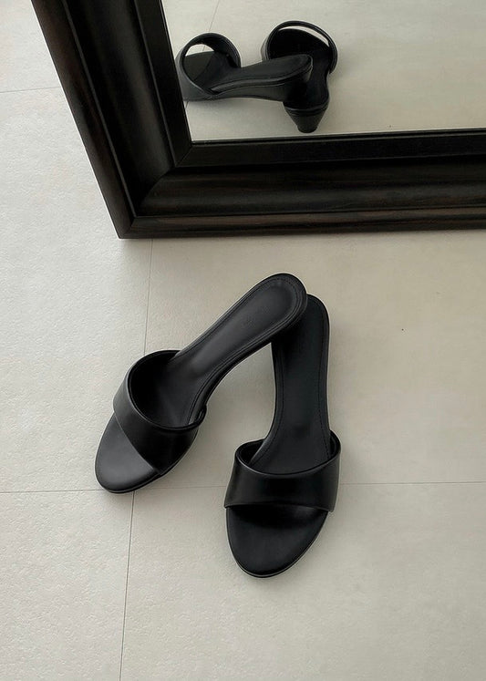 20260541 Canvas Mule Slide Heels
