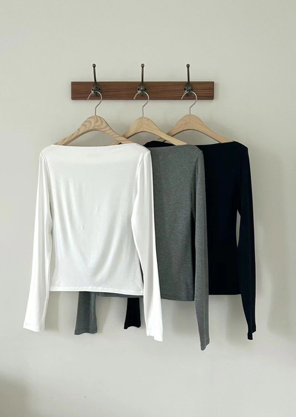 LS02 - French Boat Neck Top *