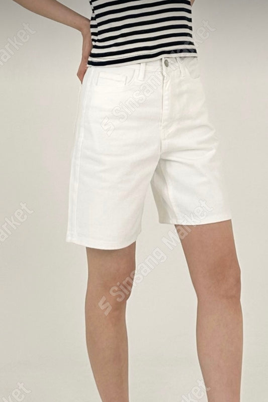250455 Bermuda Mom Shorts