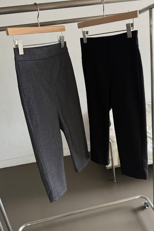 250942 90s capri pants