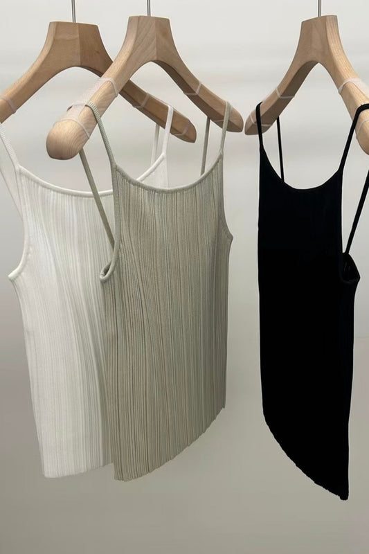 250620 Carlotte Pleated Top