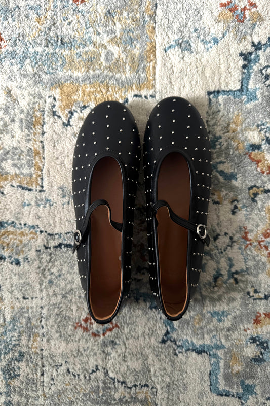 250937 Shiny dotted mary jane flats