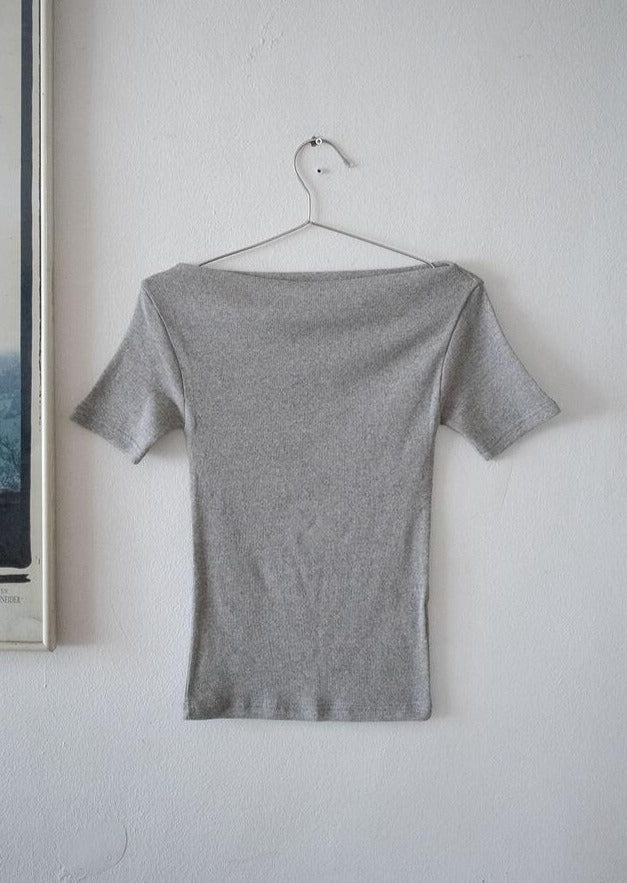 0675 Sumoonday - Julia T-Shirt
