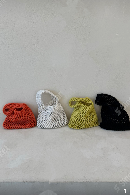 250465 Summer Crochet Mini Pouch