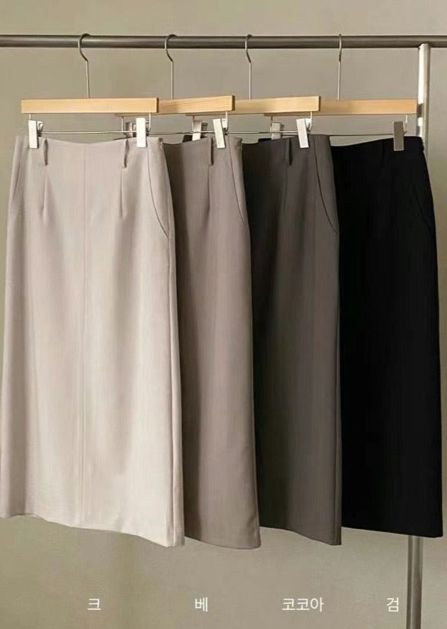 SK01 - Back Slit Skirt