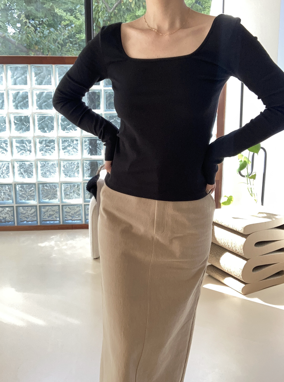 LS03 - SUMOONDAY Square Neck Top